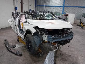 Volkswagen T-Roc T-Roc SUV 1.5 TSI Evo BMT 16V (DXDB) [110kW]  (11-2017/...) picture 2