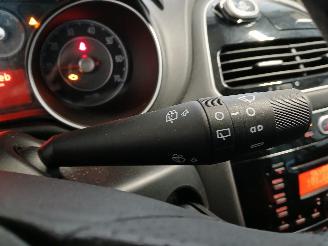 Fiat Punto Punto III (199) Hatchback 0.9 TwinAir (312.A.2000) [63kW]  (03-2012/..=
=2E) picture 15