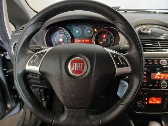 Fiat Punto Punto III (199) Hatchback 0.9 TwinAir (312.A.2000) [63kW]  (03-2012/..=
=2E) picture 11