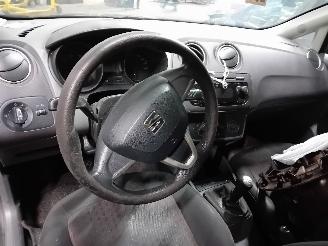 Seat Ibiza Ibiza IV (6J5) Hatchback 5-drs 1.2 12V (CGPB) [44kW]  (07-2009/05-2015=
) picture 5