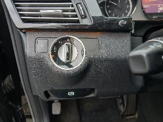 Mercedes E-klasse E Estate (S212) Combi E-350 CGI V6 24V (M272.983(Euro 5)) [215kW]  (11=
-2009/12-2011) picture 14