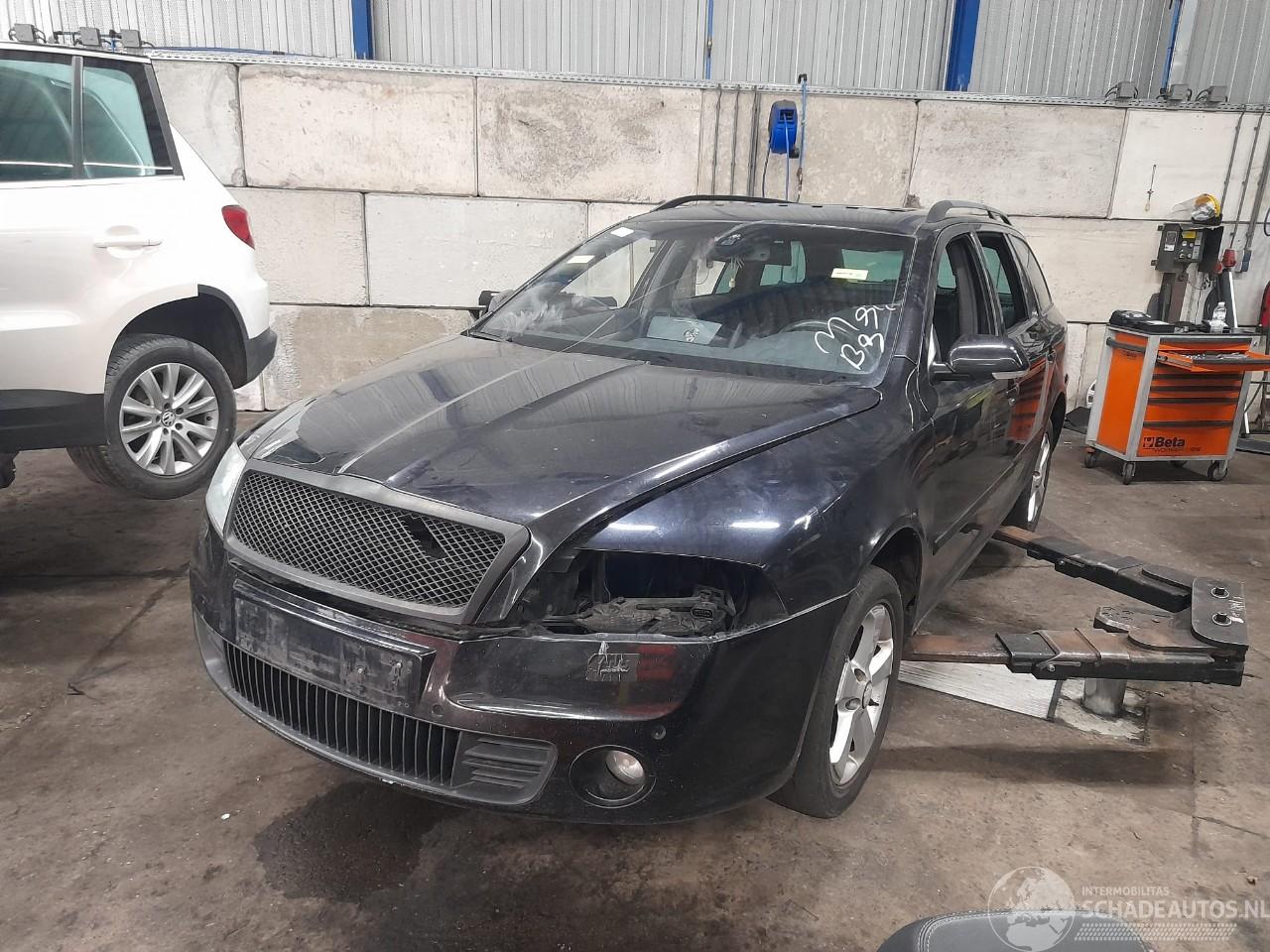 Skoda Octavia Octavia Combi (1Z5) Combi 5-drs 2.0 Turbo FSI 16V RS (BWA) [147kW]  (1=
0-2005/02-2013)