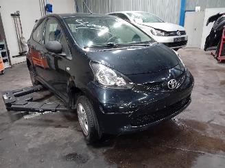 Toyota Aygo Aygo (B10) Hatchback 1.0 12V VVT-i (1KR-FE) [50kW]  (07-2005/05-2014) picture 2