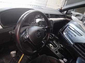 Volkswagen Passat Passat (3G2) Sedan 1.4 GTE Hybrid 16V (CUKC) [160kW]  (06-2015/03-2024=
) picture 5