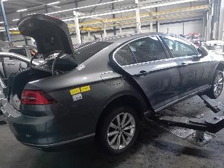 Volkswagen Passat Passat (3G2) Sedan 1.4 GTE Hybrid 16V (CUKC) [160kW]  (06-2015/03-2024=
) picture 3