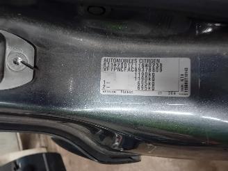 Citroën C1 C1 Hatchback 1.0 12V (1KR-FE) [50kW]  (06-2005/...) picture 6