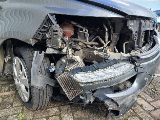 Citroën C4 C4 Grand Picasso (3A) MPV 1.2 12V PureTech 130 (EB2DTS(HNY)) [96kW]  (=
04-2014/03-2018) picture 23