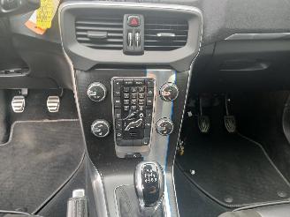 Volvo V-40 V40 (MV) Hatchback 5-drs 2.0 D2 16V (D4204T8(Euro 6b)) [88kW]  (02-201=
5/08-2019) picture 18