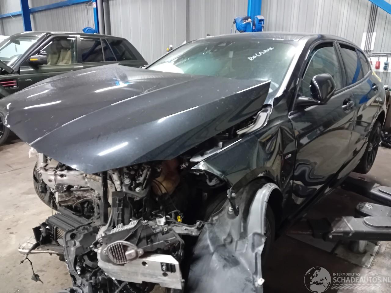 BMW 1-serie 1 serie (F40) Hatchback 118i 1.5 TwinPower 12V (B38-A15A) [103kW]  (07=
-2019/...)