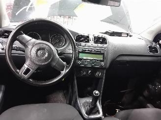 Volkswagen Polo Polo V (6R) Hatchback 1.2 TDI 12V BlueMotion (CFWA(Euro 5)) [55kW]  (1=
0-2009/05-2014) picture 5