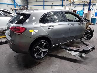 Mercedes A-klasse A (177.0) Hatchback 1.3 A-200 Turbo 16V (M282.914) [120kW]  (03-2018/1=
2-2026) picture 3