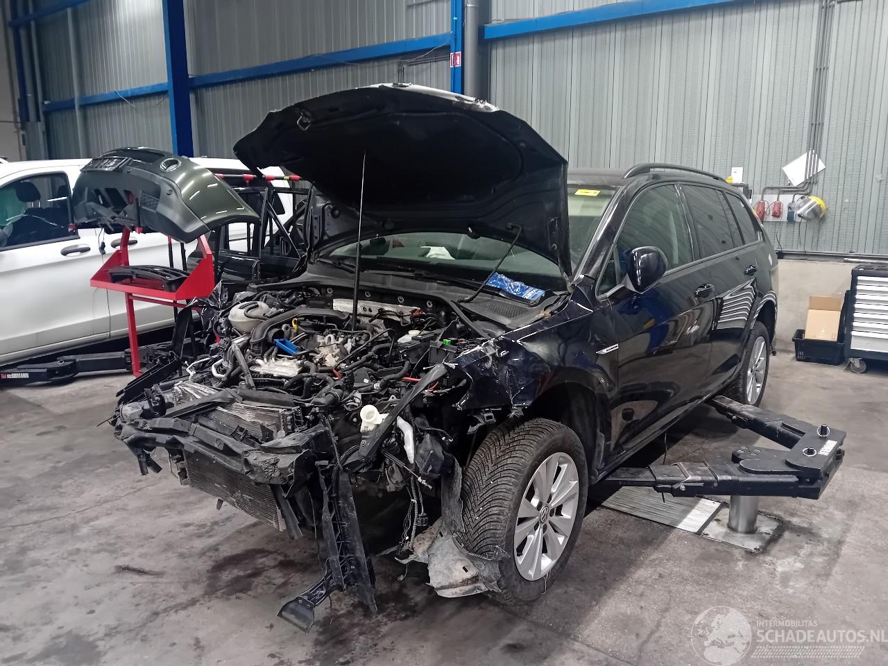 Volkswagen Golf Golf VII Variant (AUVV) Combi 1.0 TSI 12V BlueMotion Technology (CHZD)=
 [85kW]  (05-2015/12-2020)