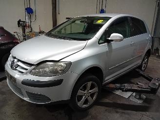 Démontage voiture Volkswagen Golf Golf Plus (5M1/1KP) MPV 1.6 FSI 16V (BLF(Euro 4)) [85kW]  (12-2004/05-=
2008) 2005