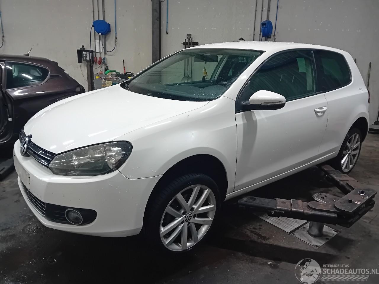 Volkswagen Golf Golf VI (5K1) Hatchback 1.4 TSI 122 16V (CAXA(Euro 5)) [90kW]  (10-200=
8/11-2012)