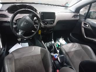 Peugeot 2008 2008 (CU) MPV 1.2 12V e-THP PureTech 130 (EB2DTS(HNY)) [96kW]  (01-201=
5/12-2019) picture 5