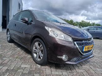 Peugeot 208 208 I (CA/CC/CK/CL) Hatchback 1.6 Vti 16V (EP6C(5FS)) [88kW]  (03-2012=
/12-2019) picture 6