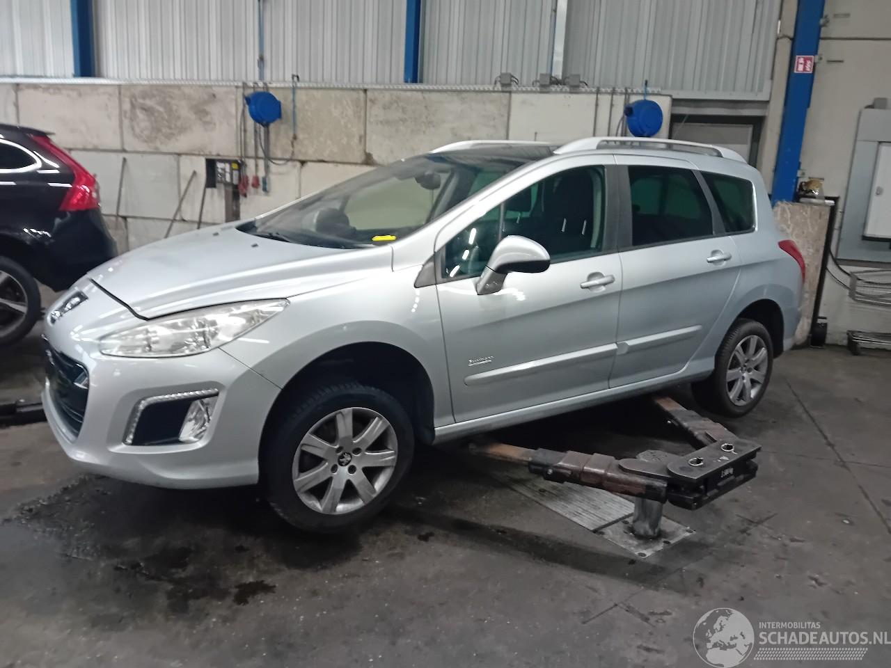 Peugeot 308 308 SW (4E/H) Combi 5-drs 1.6 HDiF 16V (DV6C(9HD)) [84kW]  (03-2013/10=
-2014)