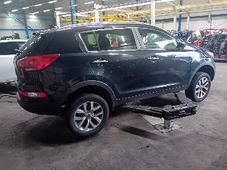 Kia Sportage Sportage (SL) Terreinwagen 1.7 CRDi 16V 4x2 (D4FD) [85kW]  (12-2010/02=
-2016) picture 3