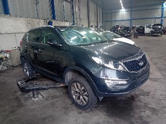 Kia Sportage Sportage (SL) Terreinwagen 1.7 CRDi 16V 4x2 (D4FD) [85kW]  (12-2010/02=
-2016) picture 2