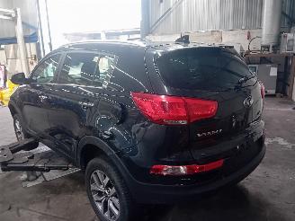Kia Sportage Sportage (SL) Terreinwagen 1.7 CRDi 16V 4x2 (D4FD) [85kW]  (12-2010/02=
-2016) picture 4