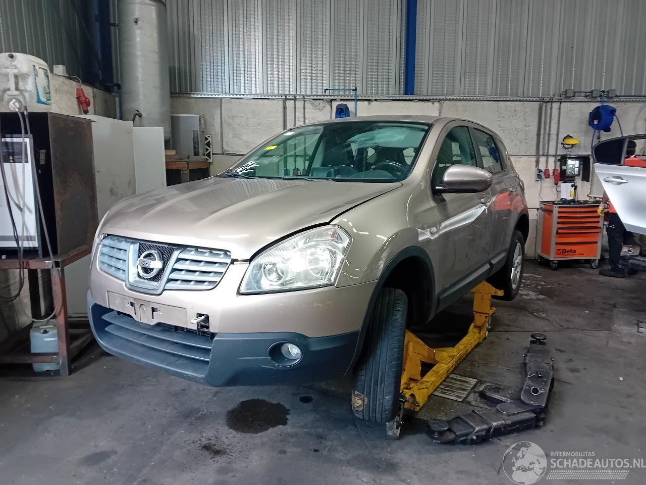 Nissan Qashqai Qashqai (J10) SUV 2.0 16V 4x4 (MR20DE) [104kW]  (11-2010/01-2014)