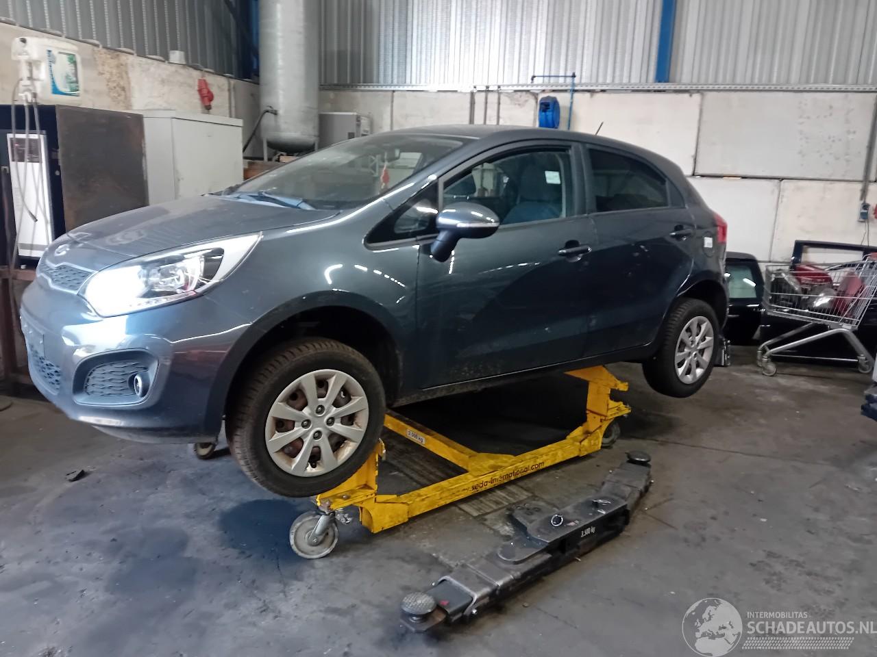 Kia Rio Rio III (UB) Hatchback 1.1 CRDi VGT 12V (D3FA) [55kW]  (09-2011/12-201=
7)
