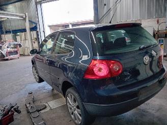 Volkswagen Golf Golf V (1K1) Hatchback 1.6 FSI 16V (BLF(Euro 4)) [85kW]  (10-2003/07-2=
008) picture 4