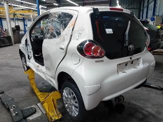 Toyota Aygo Aygo (B10) Hatchback 1.0 12V VVT-i (1KR-FE) [50kW]  (07-2005/05-2014) picture 4