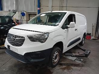 demontáž osobní automobily Opel Combo Combo Cargo Van 1.6 CDTI 100 (B16DT(DV6FD)) [73kW]  (06-2018/04-2020) 2019