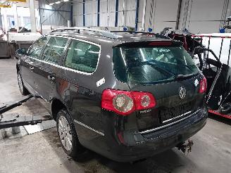 Volkswagen Passat Passat Variant (3C5) Combi 2.0 TFSI/TSI 16V (BWA) [147kW]  (08-2005/11=
-2010) picture 4