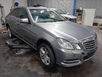 Mercedes E-klasse E (W212) Sedan E-350 CDI BlueEfficiency 3.0 V6 24V (OM642.852) [195kW]=
  (03-2011/12-2015) picture 2