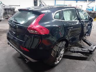 Volvo V-40 V40 (MV) Hatchback 5-drs 2.0 D4 16V (D4204T14) [140kW]  (05-2014/08-20=
19) picture 3