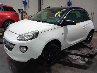 demontáž osobní automobily Opel Adam Adam Hatchback 3-drs 1.4 16V (A14XER(Euro 5)) [74kW]  (10-2012/05-2019=
) 2013