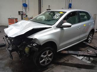 Uttjänta bilar auto Volkswagen Polo Polo V (6R) Hatchback 1.2 TSI (CBZC(Euro 5)) [66kW]  (05-2011/05-2014)= 2013