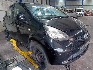 Toyota Aygo Aygo (B10) Hatchback 1.0 12V VVT-i (1KR-FE) [50kW]  (07-2005/05-2014) picture 2