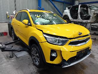 Kia Stonic Stonic (YB) SUV 1.0i T-GDi 12V (G3LC) [88kW]  (07-2017/...) picture 2