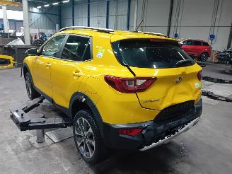 Kia Stonic Stonic (YB) SUV 1.0i T-GDi 12V (G3LC) [88kW]  (07-2017/...) picture 4