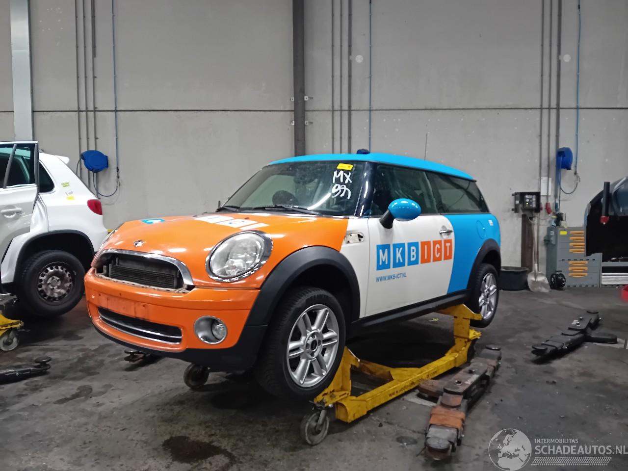 Mini Mini Clubman (R55) Combi 1.6 16V Cooper (N12-B16A) [88kW]  (10-2007/12-2013=
)
