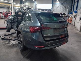 Skoda Octavia Octavia Combi (NXAC) Combi 5-drs 2.0 TDI 16V (DTTC) [110kW]  (09-2020/=
=2E..) picture 4