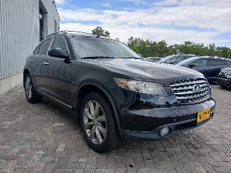 Infiniti FX FX (S50) SUV 45 4.5i 32V VVT AWD (VK45DE) [232kW]  (01-2003/12-2008) picture 6