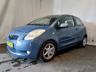 Toyota Yaris Yaris II (P9) Hatchback 1.3 16V VVT-i (2SZFE) [64kW]  (08-2005/11-2010=
) picture 2