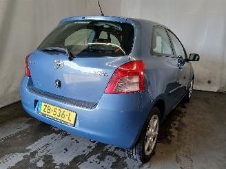 Toyota Yaris Yaris II (P9) Hatchback 1.3 16V VVT-i (2SZFE) [64kW]  (08-2005/11-2010=
) picture 4