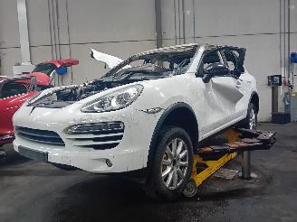 demontáž osobní automobily Porsche Cayenne Cayenne II (92A) SUV 3.0 D V6 24V (MCR.CA(Euro 5)) [180kW]  (06-2011/0=
5-2018) 2012