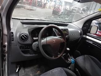 Peugeot Bipper Bipper (AA) Van 1.4 HDi (DV4TED(8HS)) [50kW]  (02-2008/...) picture 5