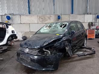 rozbiórka samochody osobowe Volkswagen Golf Golf Sportsvan (AUVS) MPV 1.0 TSI 12V BlueMotion Technology (CHZD) [85=
kW]  (05-2015/12-2021) 2015