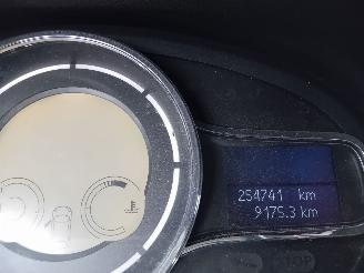 Renault Mégane Megane III Berline (BZ) Hatchback 5-drs 1.4 16V TCe 130 (H4J-700(H4J-A=
7)) [96kW]  (04-2009/02-2016) picture 2