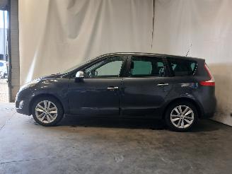 Renault Scenic Grand Scénic III (JZ) MPV 1.4 16V TCe 130 (H4J-700(H4J-A7)) [96kW]  =
(02-2009/12-2016) picture 3