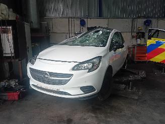 demontáž osobní automobily Opel Corsa Corsa E Hatchback 1.0 SIDI Turbo 12V (B10XFL(Euro 6)) [66kW]  (09-2014=
/...) 2015