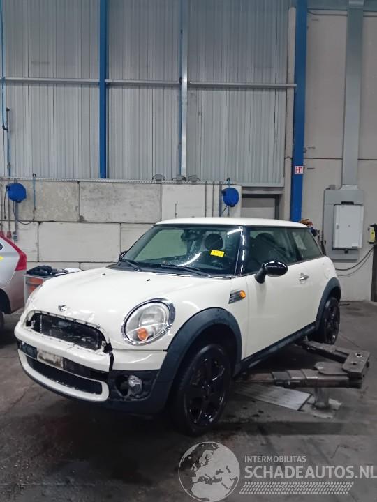 Mini Mini Mini (R56) Hatchback 1.4 16V One (N12-B14A) [70kW]  (11-2006/03-2010)