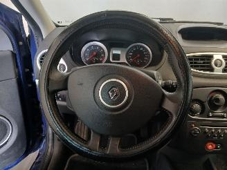 Renault Clio Clio III Estate/Grandtour (KR) Combi 1.2 16V TCE 100 (D4F-784(D4F-H7))=
 [74kW]  (11-2007/12-2012) picture 19